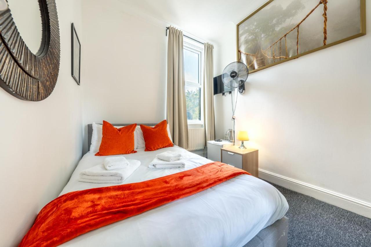 The Buross - Aldgate Aparthotel Londen Buitenkant foto