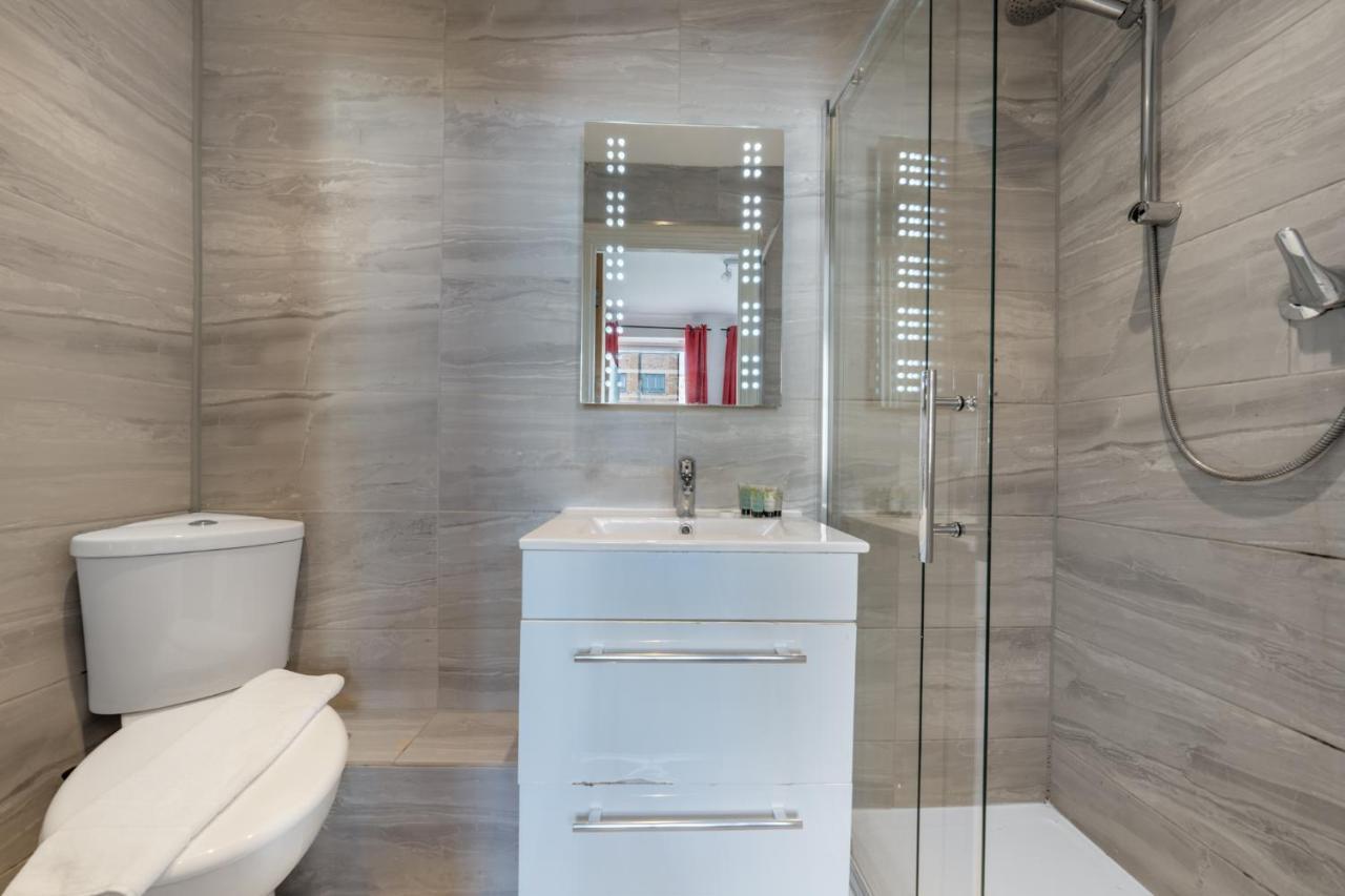 The Buross - Aldgate Aparthotel Londen Buitenkant foto